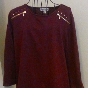 Zinfandel Maroon Top for Winter NWT